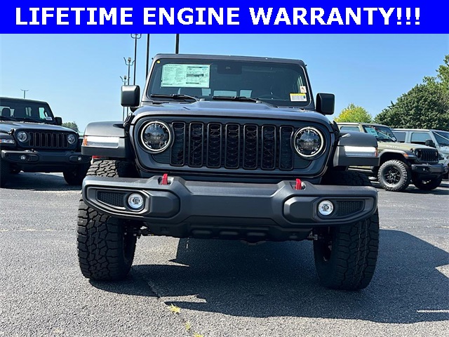2025 Jeep Gladiator Rubicon photo 2