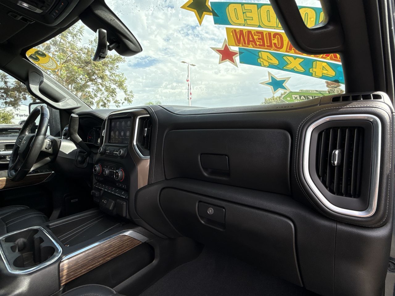 2020 Chevrolet Silverado 2500HD High Country photo 19