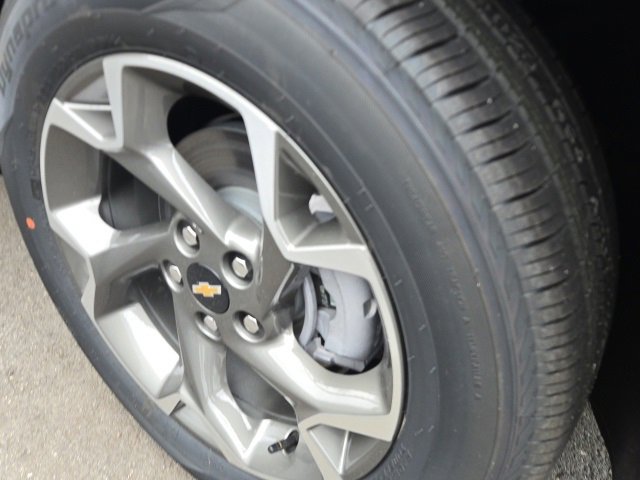 2026 Chevrolet Trax LT photo 3