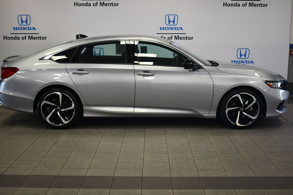 2022 Honda Accord Sport 2.0T photo 7