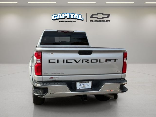 2021 Chevrolet Silverado 2500HD LTZ photo 4