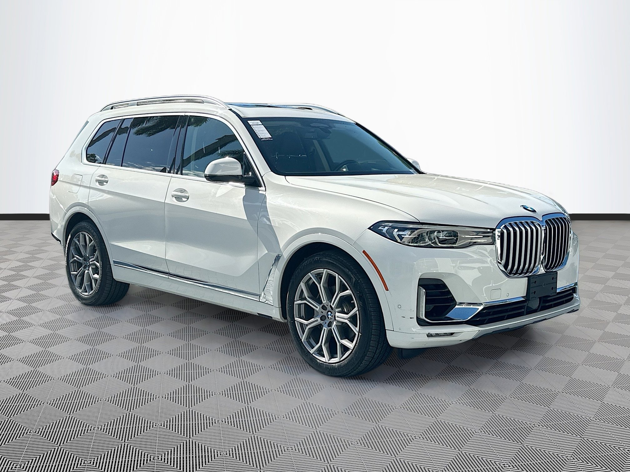 2020 BMW X7 40i's photo