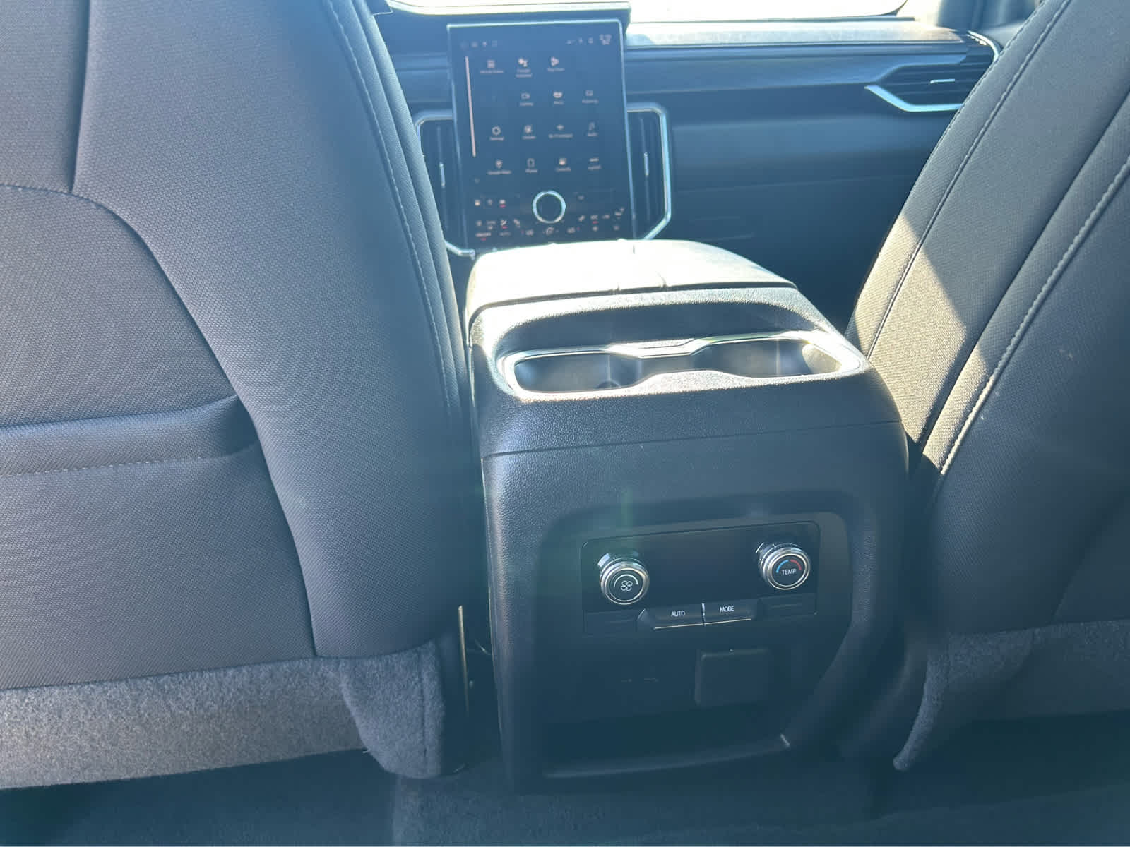 2025 Gmc Acadia Elevation photo 23