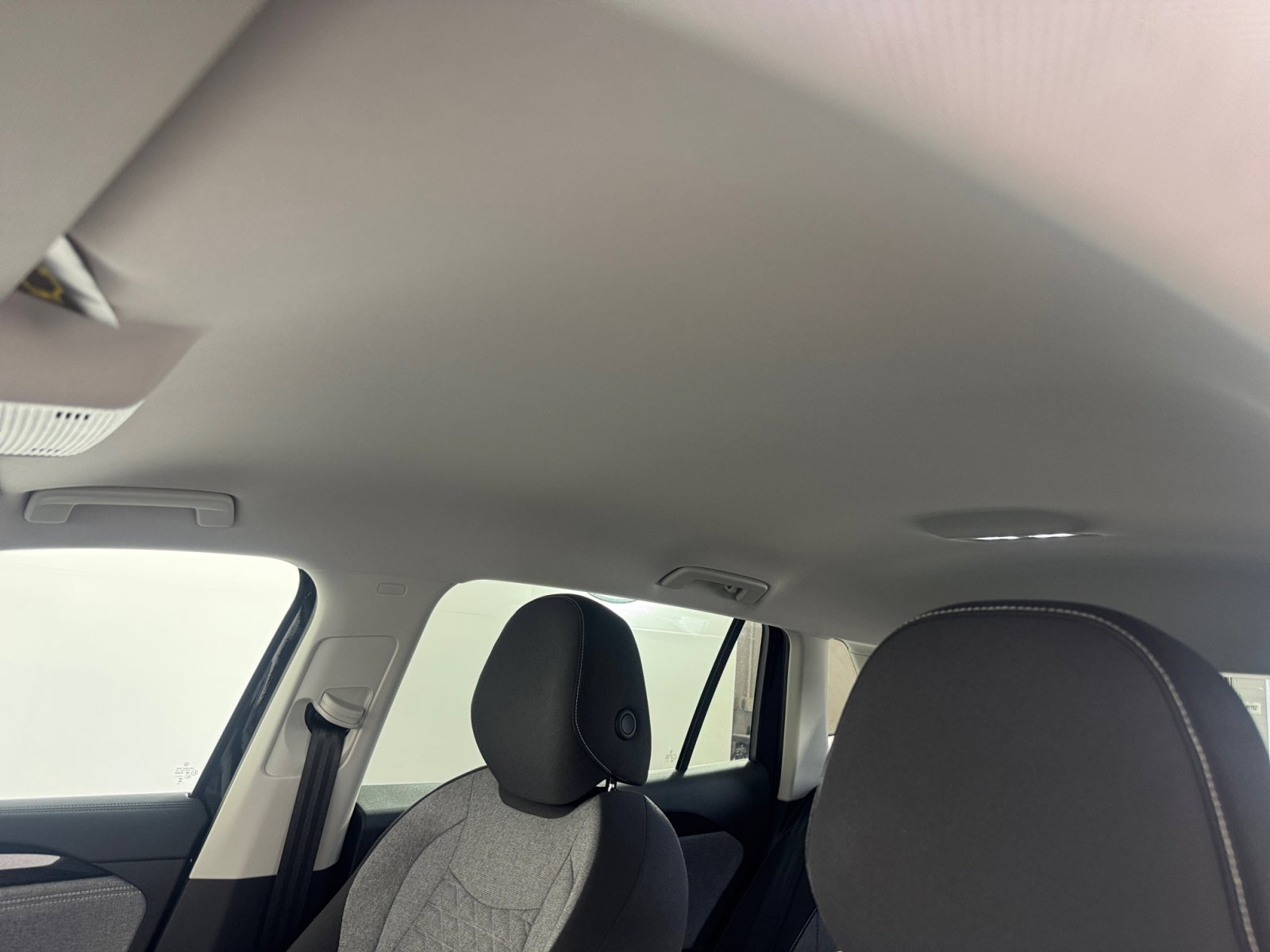 2025 Volkswagen Tiguan S photo 4