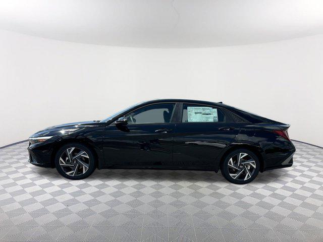 2025 Hyundai Elantra SEL Sport photo 8
