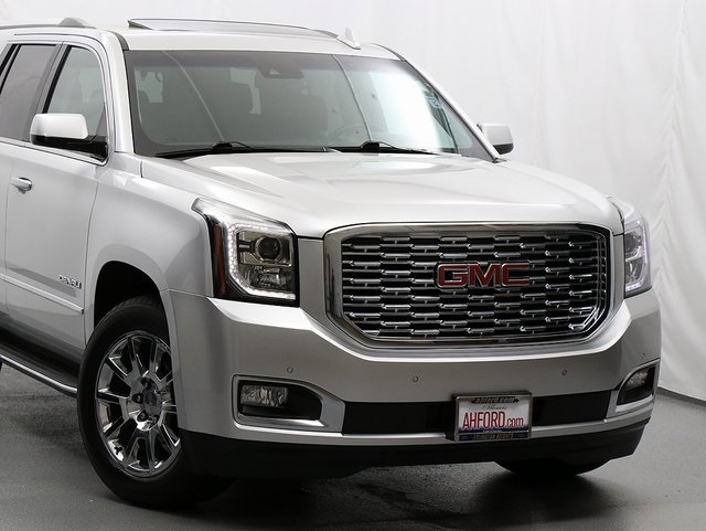 2019 Gmc Yukon Denali photo 2