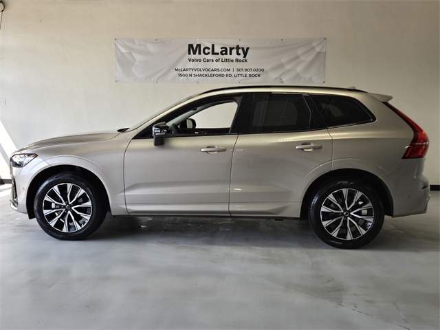2025 Volvo XC60 B5 Plus photo 5