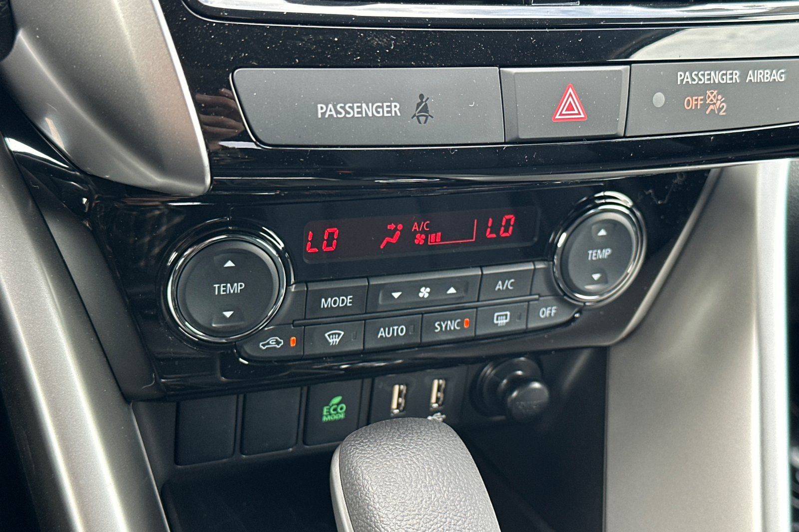 2025 Mitsubishi Eclipse Cross SE photo 20