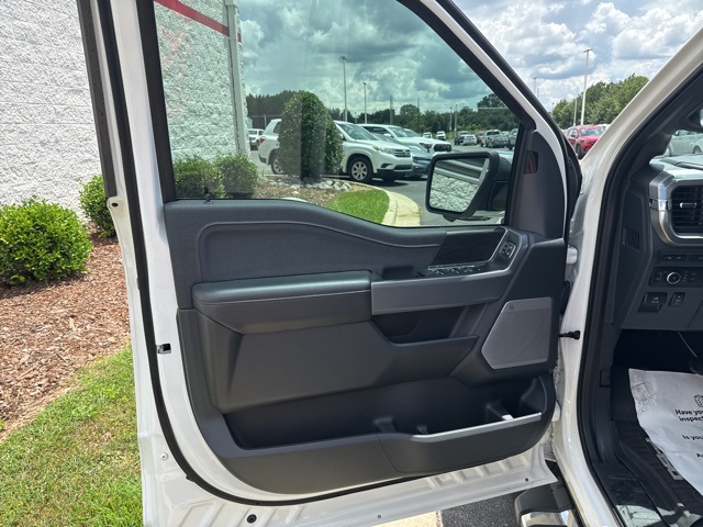 2024 Ford F-150 Lariat photo 11