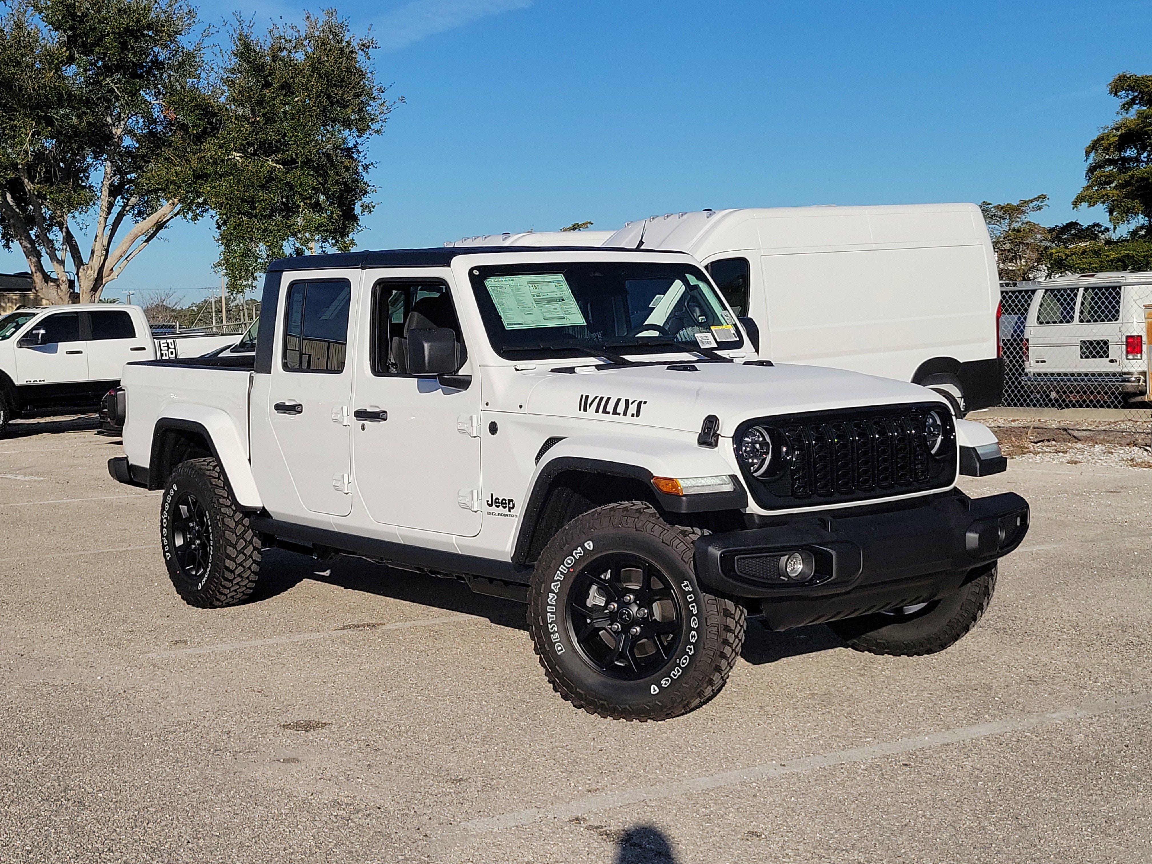 2026 Jeep Gladiator Willys's photo