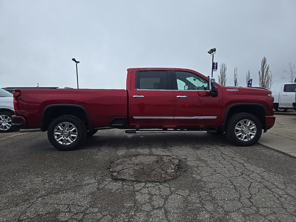 2025 Chevrolet Silverado 2500HD High Country photo 8