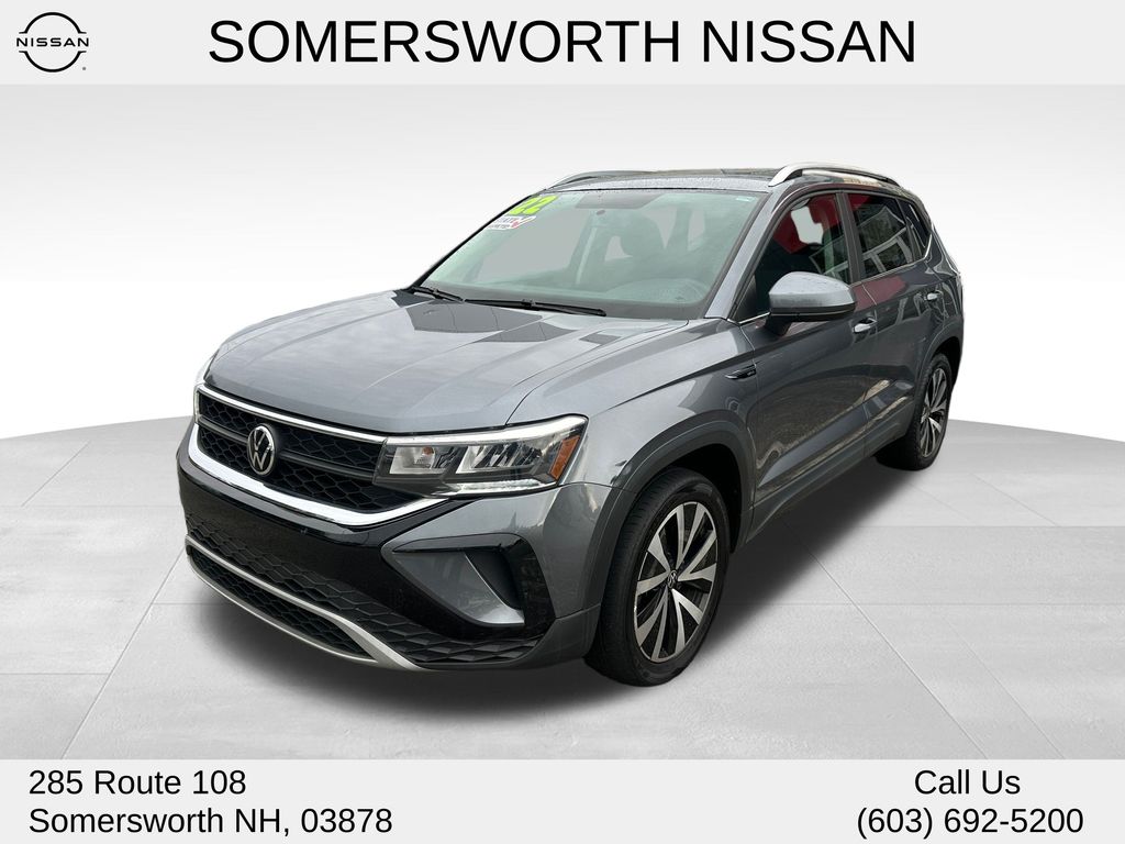 2022 Volkswagen Taos SE's photo