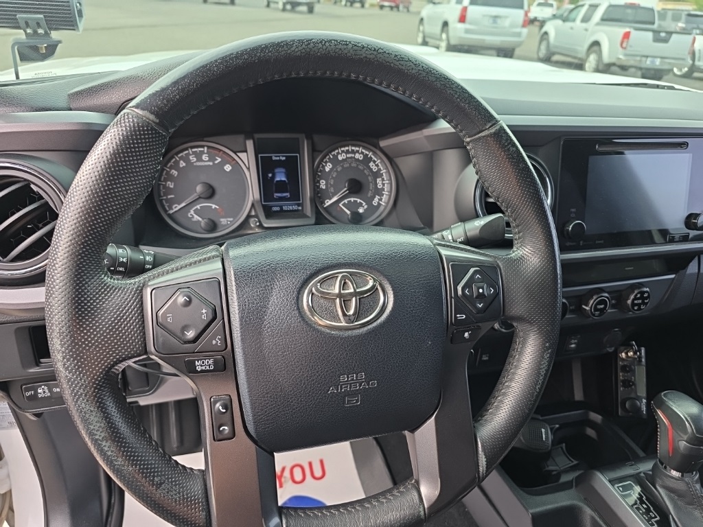 2017 Toyota Tacoma TRD Pro photo 18
