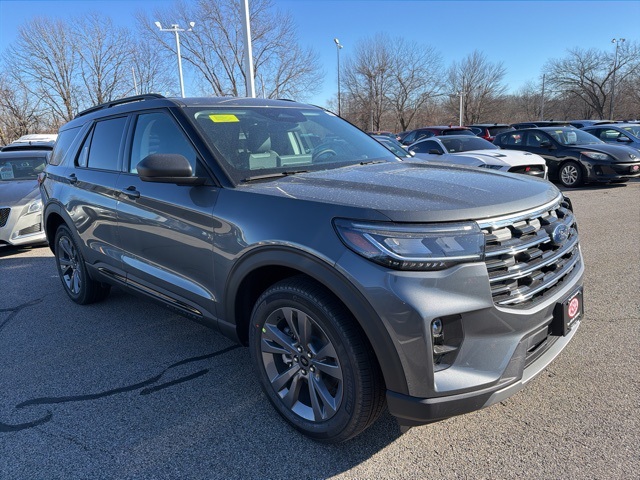 2026 Ford Explorer Active's photo