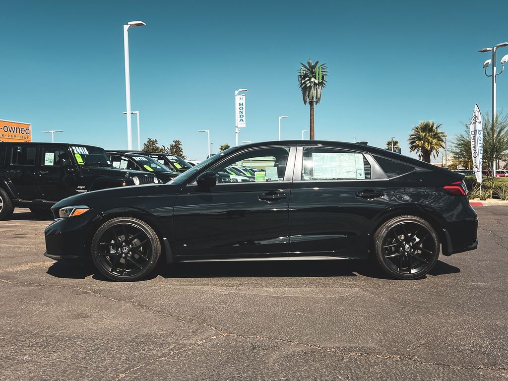 2026 Honda Civic Hatchback Touring Hybrid photo 3