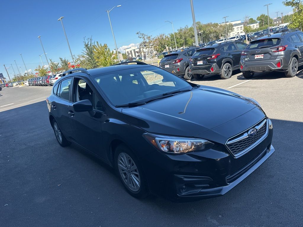 2018 Subaru Impreza 2.0i Premium photo 3