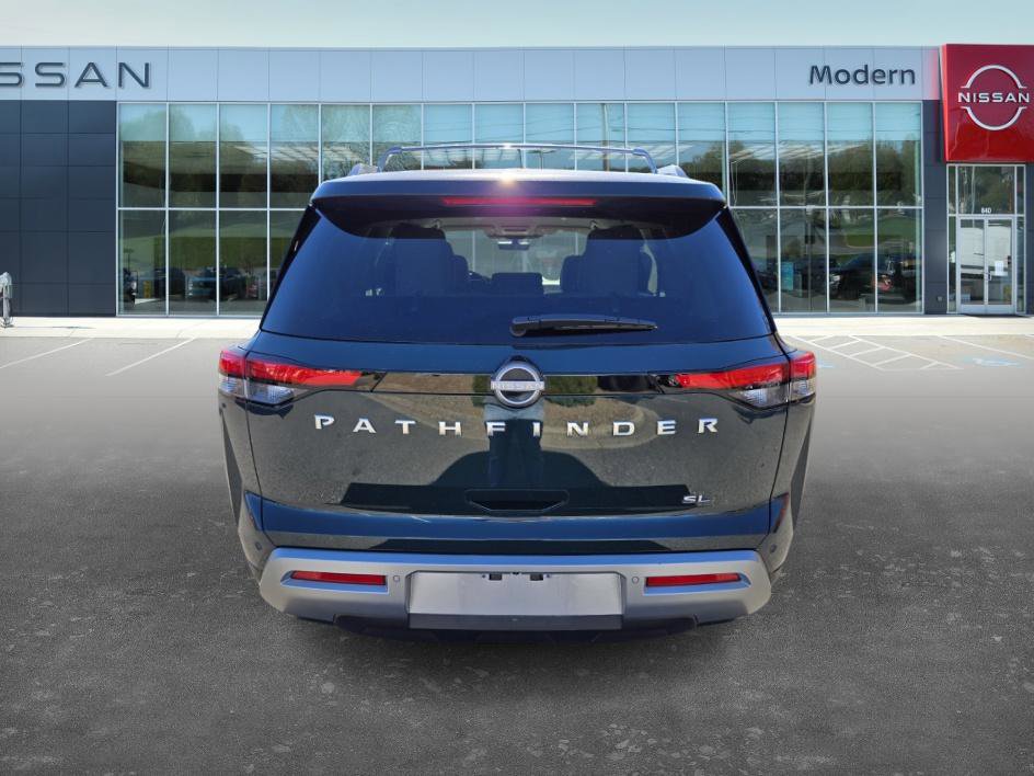 2025 Nissan Pathfinder SL photo 4