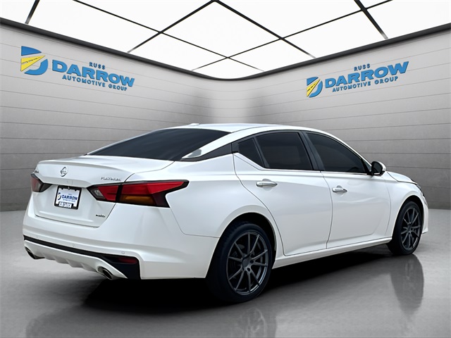 2019 Nissan Altima 2.5 Platinum photo 5