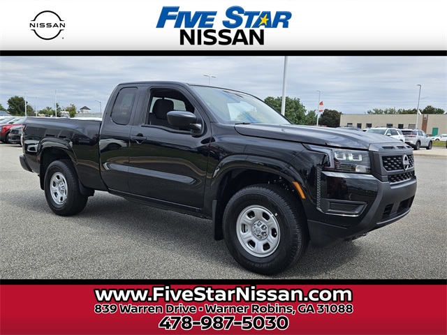 2026 Nissan Frontier S's photo