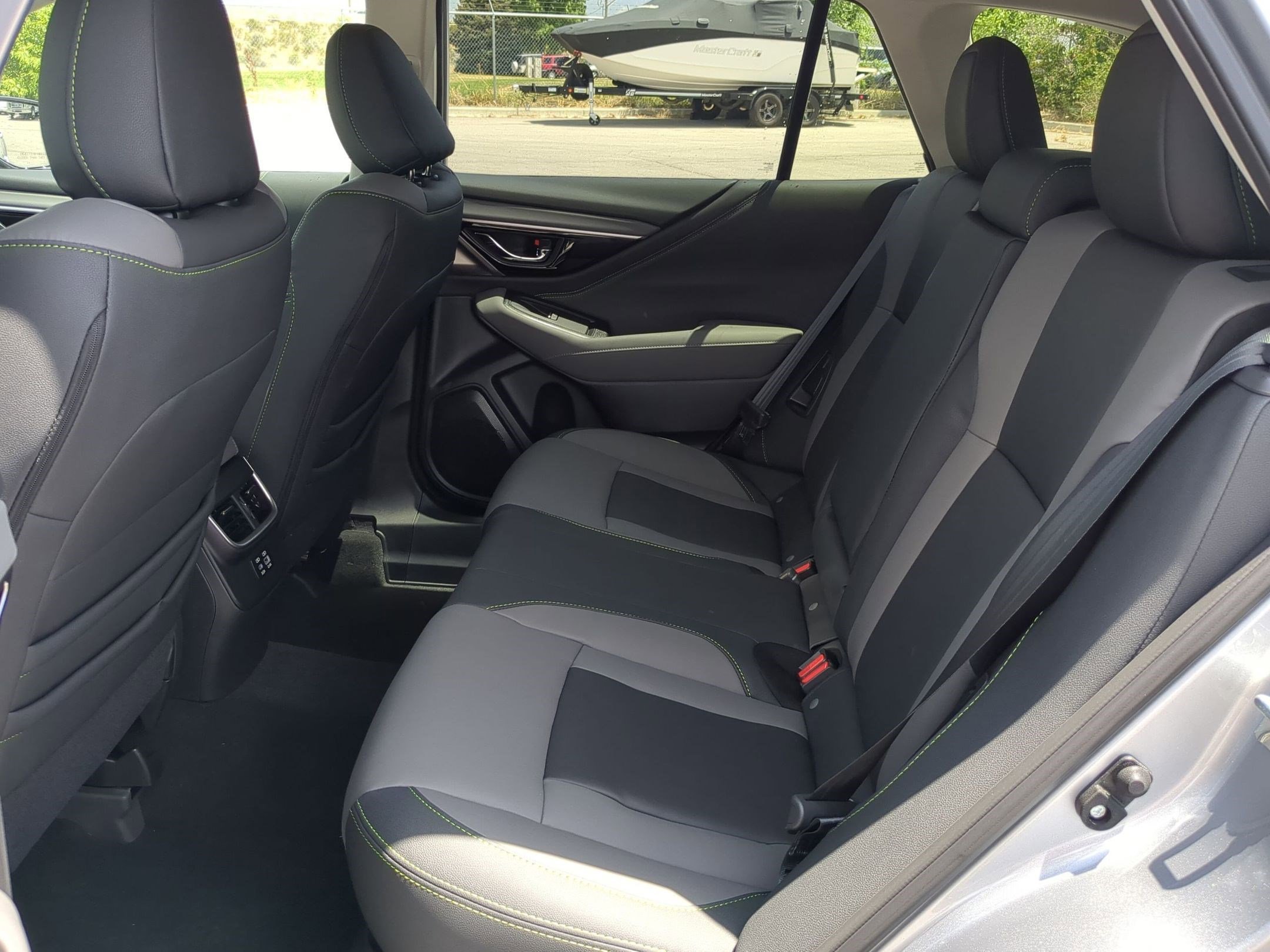 2025 Subaru Outback Onyx Edition photo 16