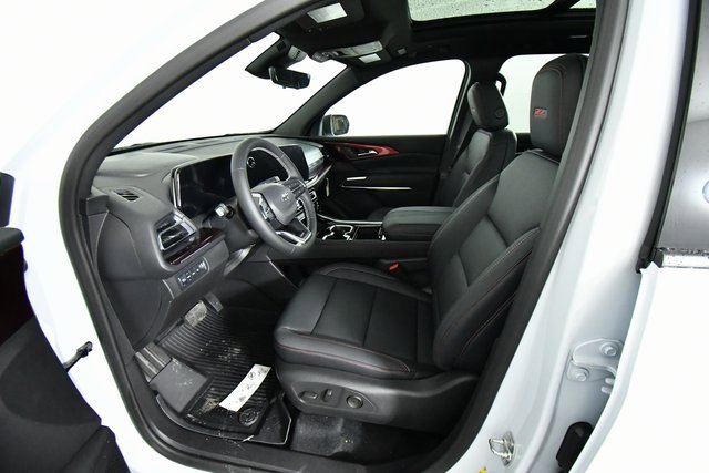 2026 Chevrolet Traverse Z71 photo 3