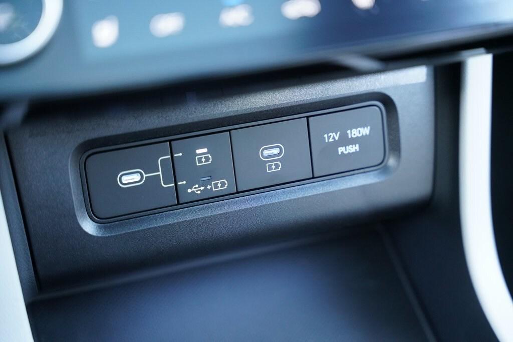 2025 Hyundai Tucson Hybrid Limited photo 22
