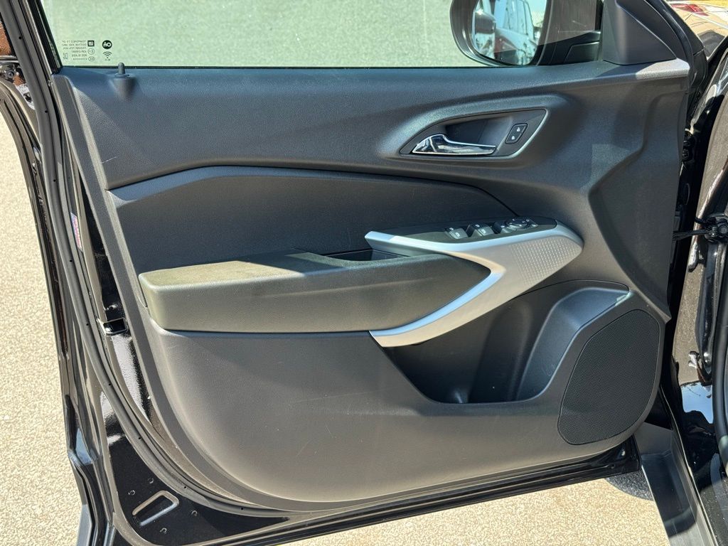 2024 Chevrolet Trax photo 18