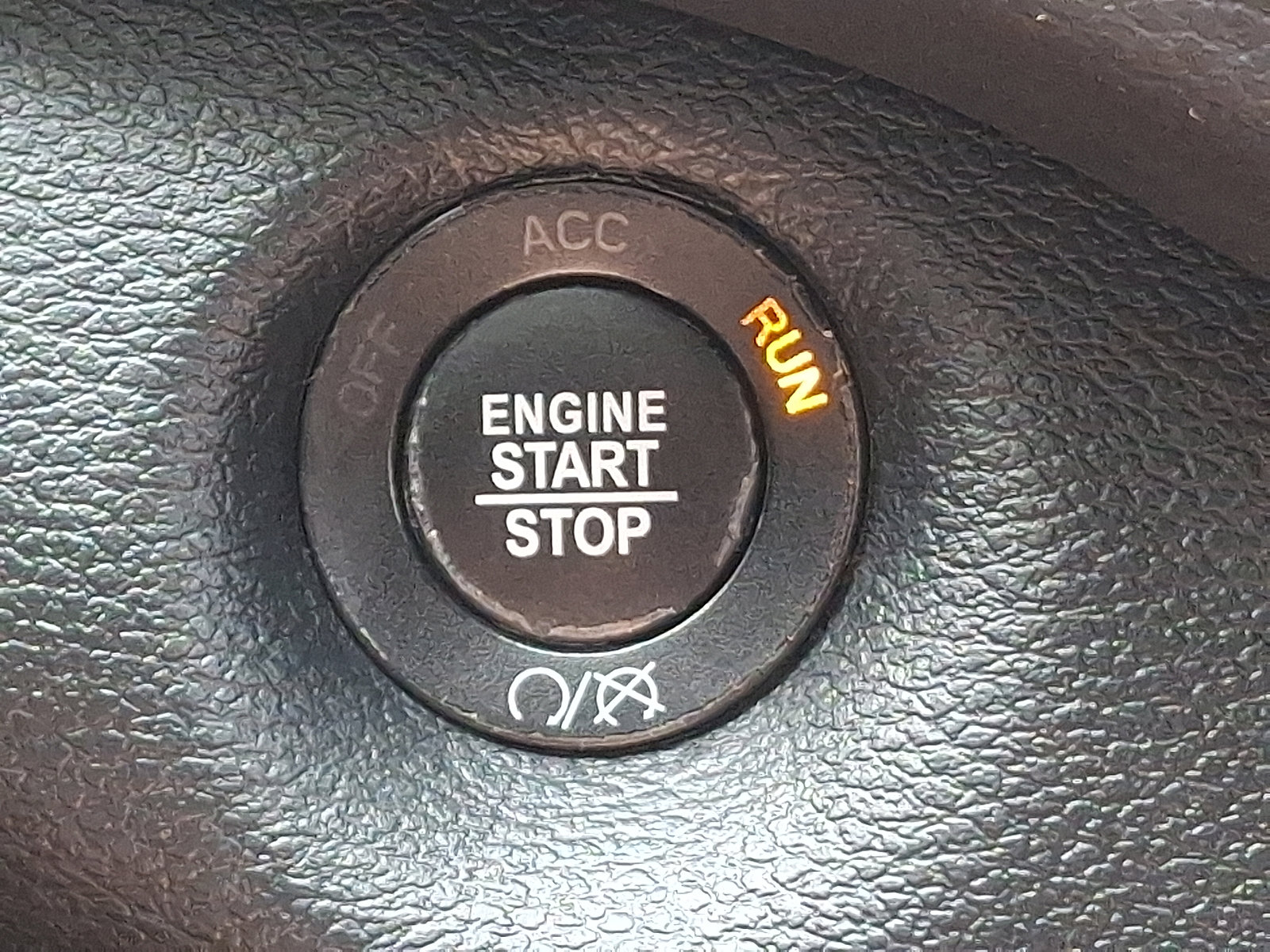 2019 Jeep Cherokee Altitude photo 18