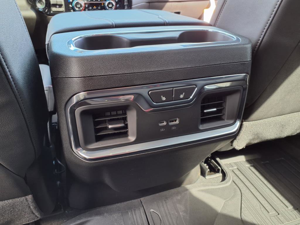 2026 Gmc Sierra 1500 SLT photo 5