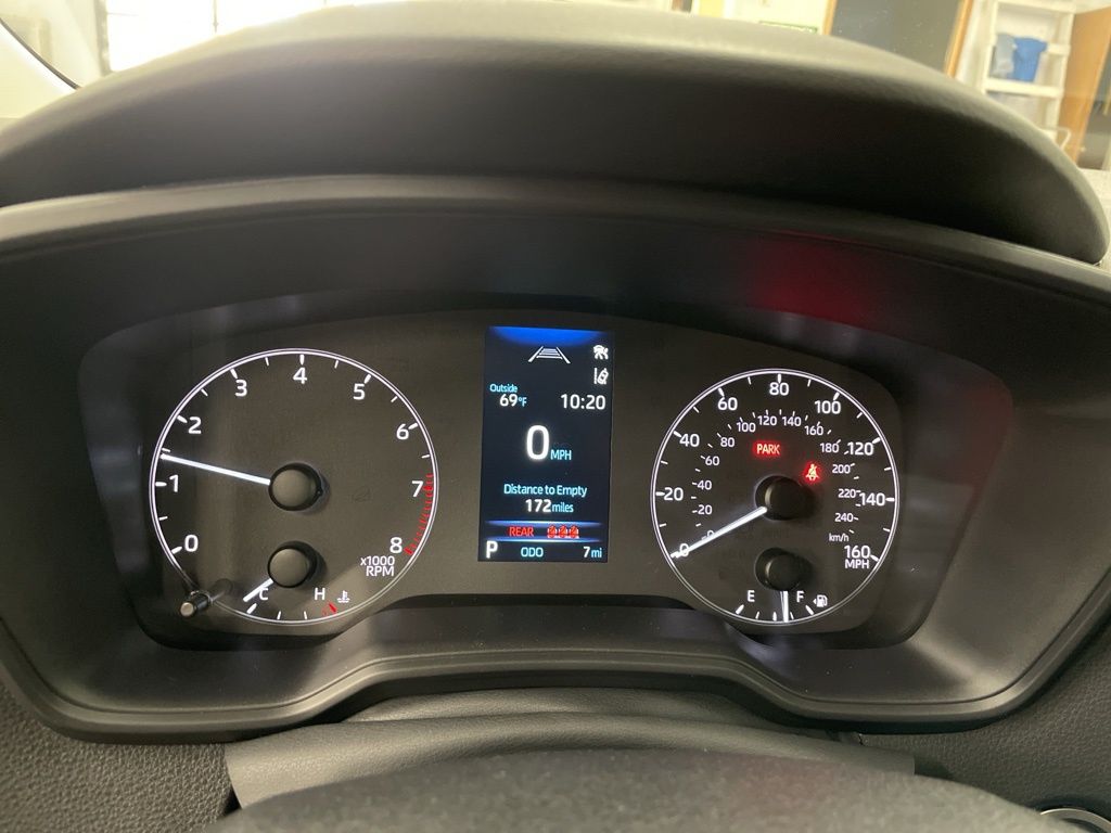 2025 Toyota Corolla LE photo 17