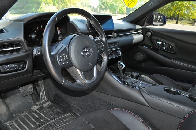 2023 Toyota Supra 3.0 photo 9