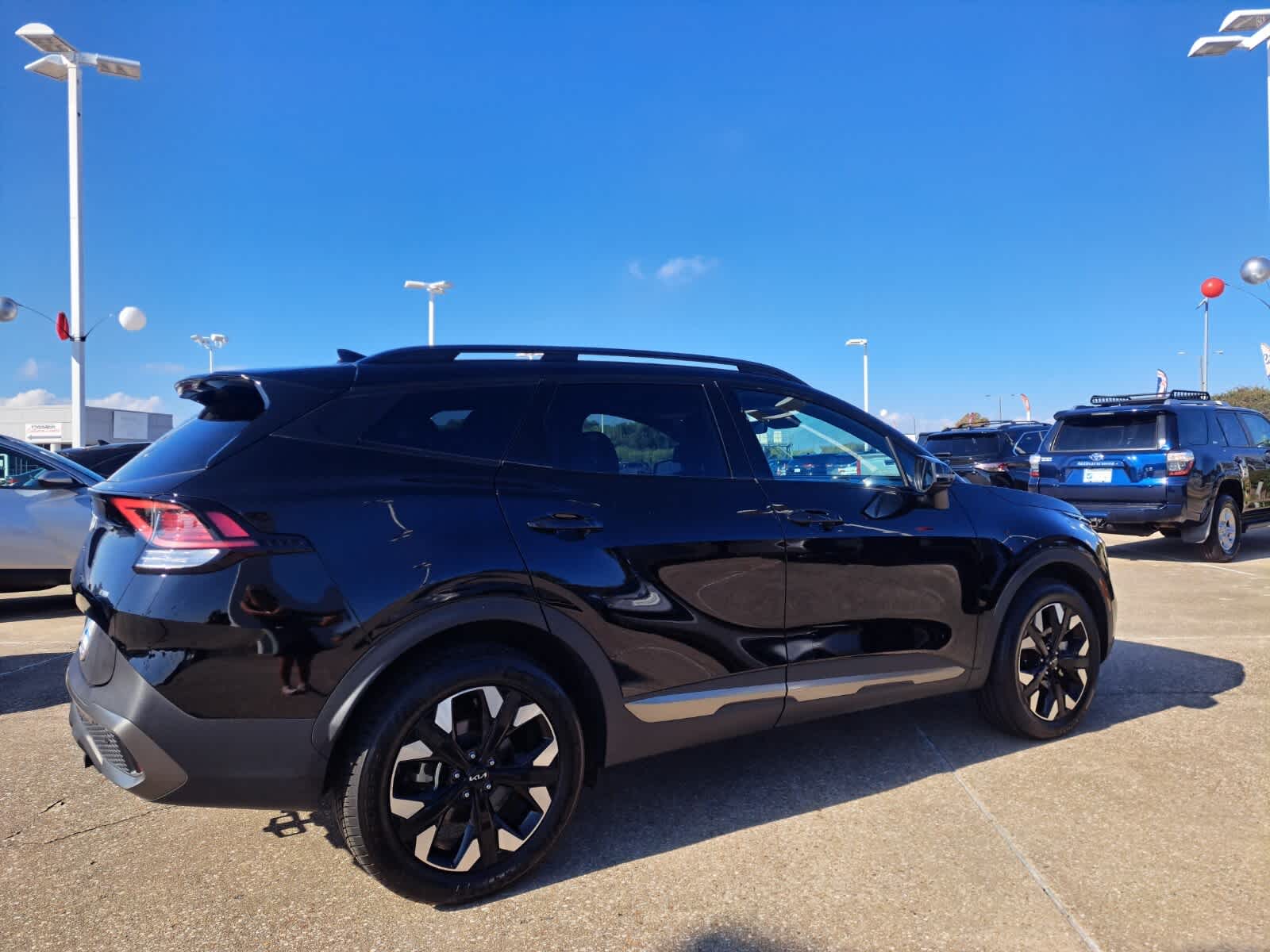 2024 Kia Sportage X-Line photo 4