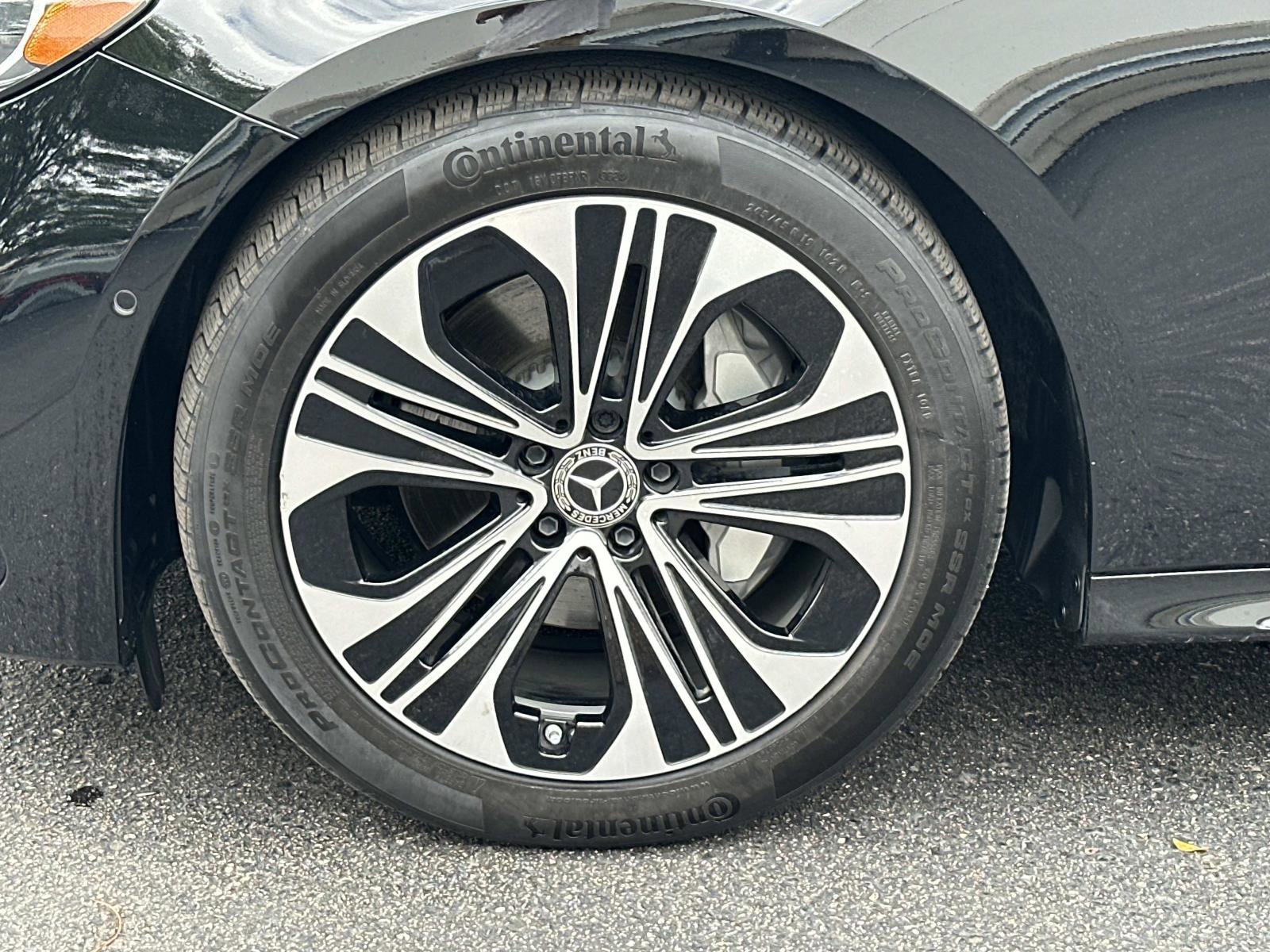 2025 Mercedes Benz E 350 4MATIC photo 6