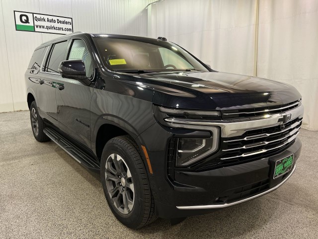 2025 Chevrolet Suburban LT