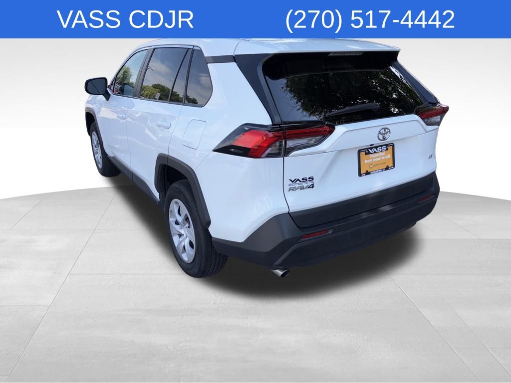 2024 Toyota RAV4 LE photo 7