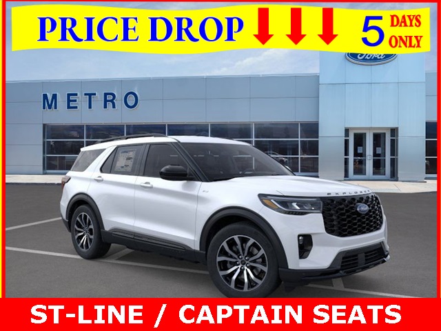 2025 Ford Explorer ST-LINE's photo