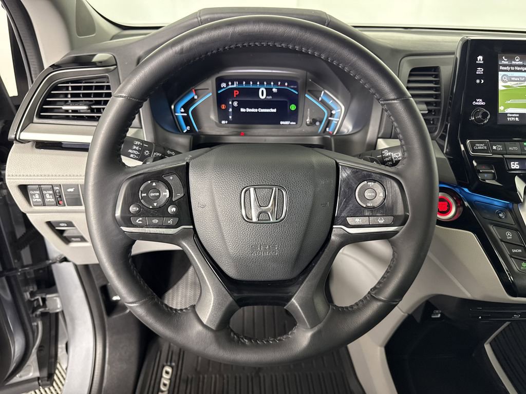 2023 Honda Odyssey Touring photo 19