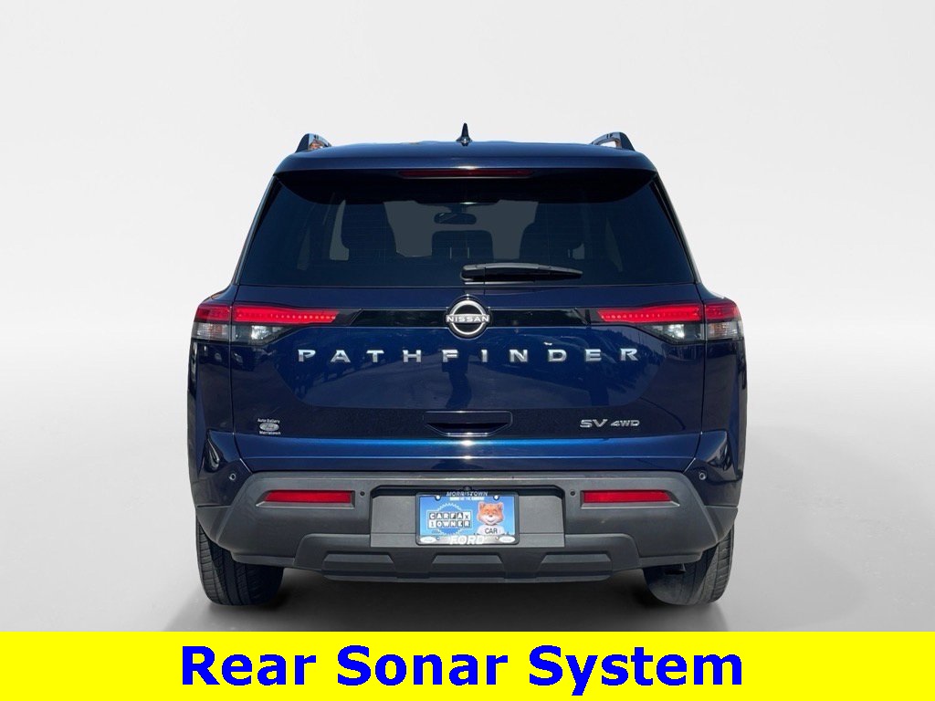 2022 Nissan Pathfinder SV photo 3
