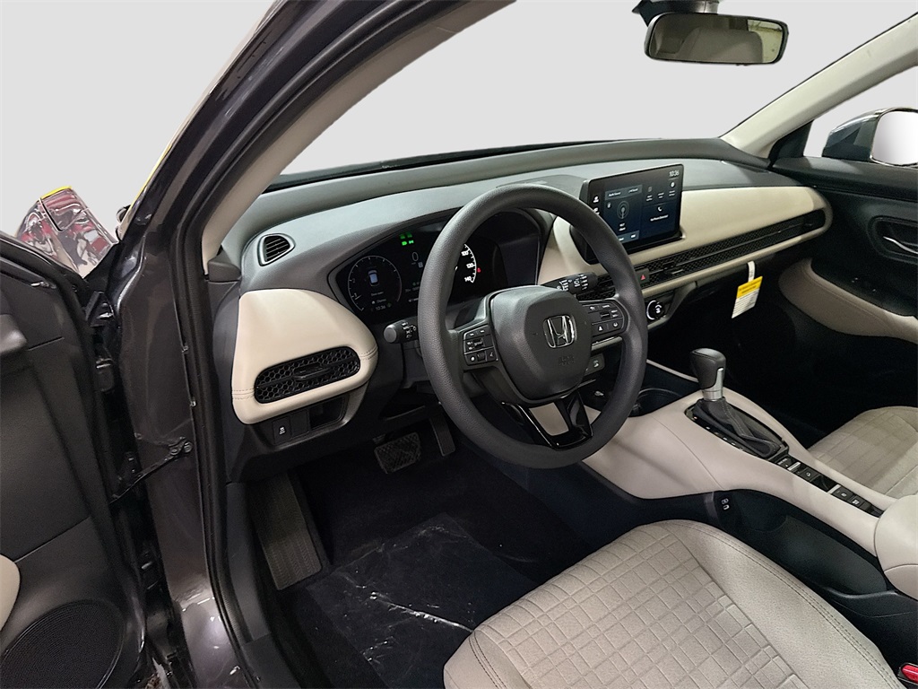 2026 Honda HR-V LX photo 4