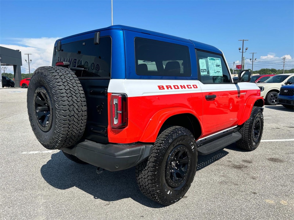 2025 Ford Bronco First Edition photo 4