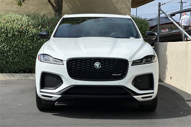 2024 Jaguar F-PACE P250 R-Dynamic S photo 8