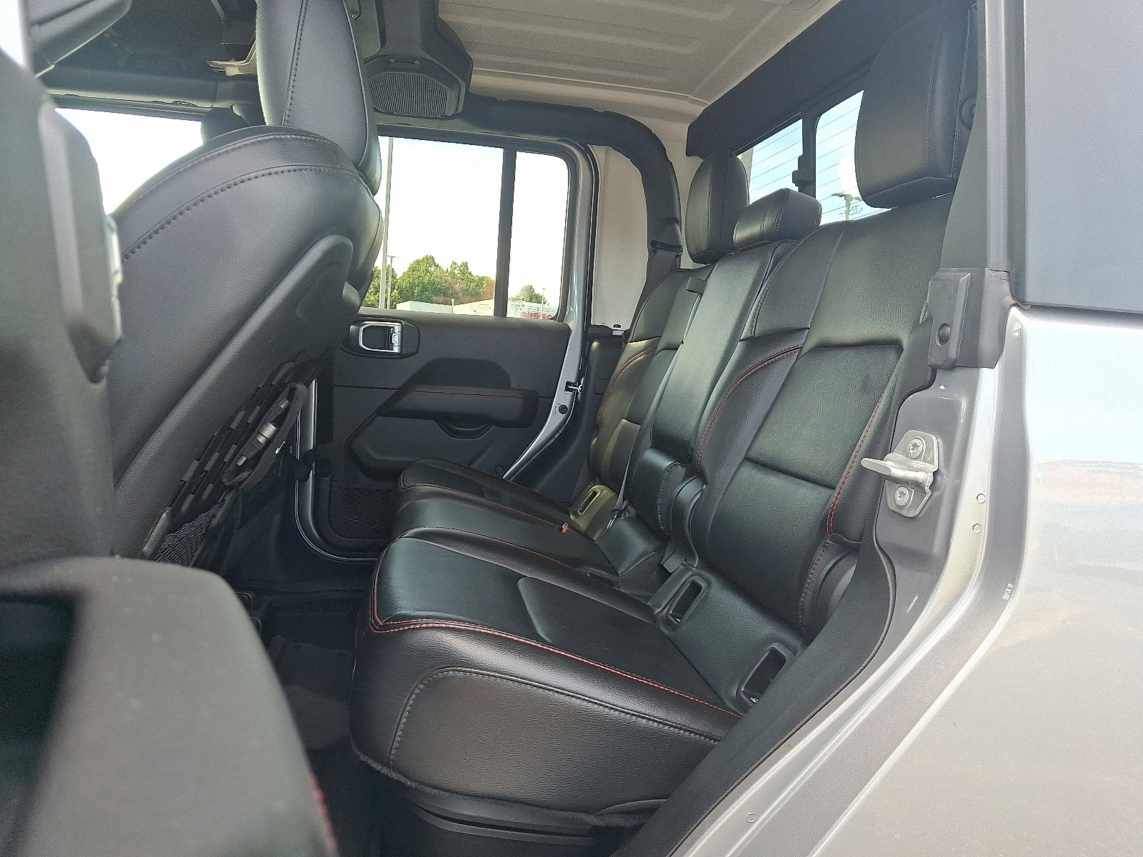 2020 Jeep Gladiator Rubicon photo 10