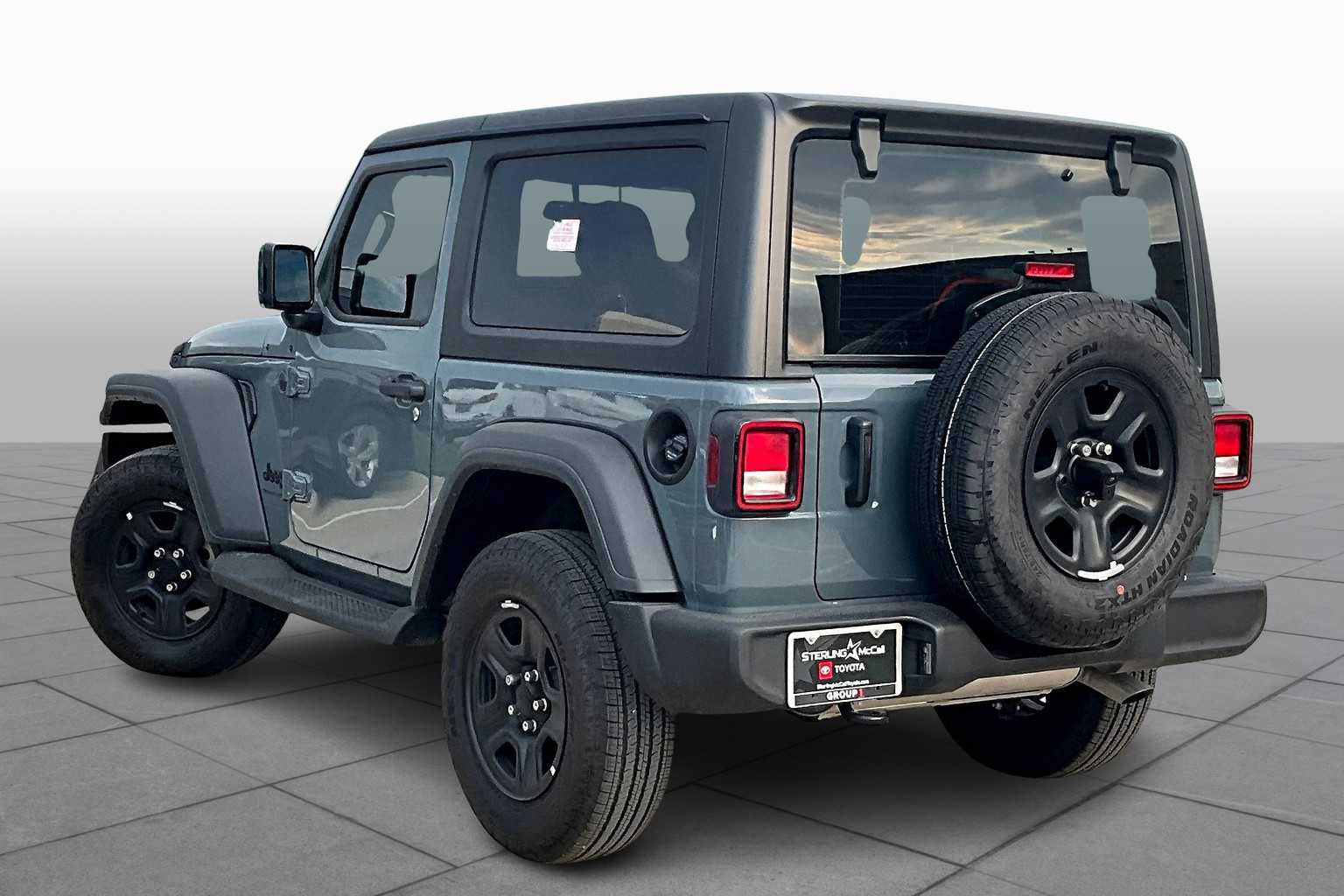 2025 Jeep Wrangler Sport photo 10