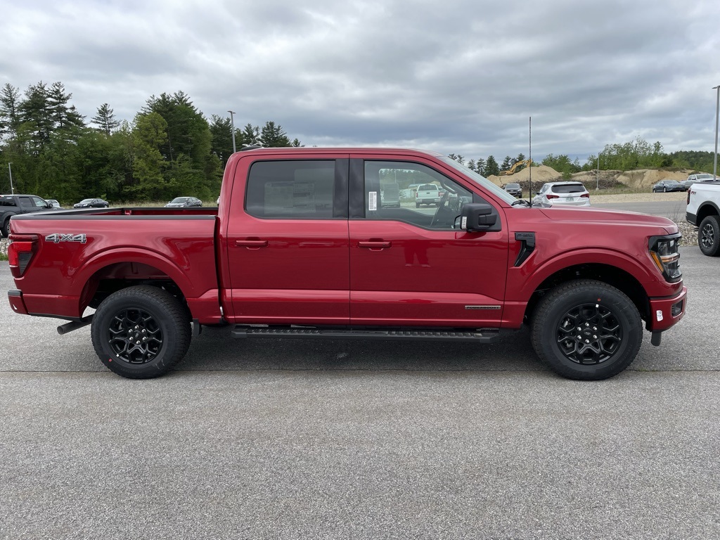 2025 Ford F-150 XLT photo 2