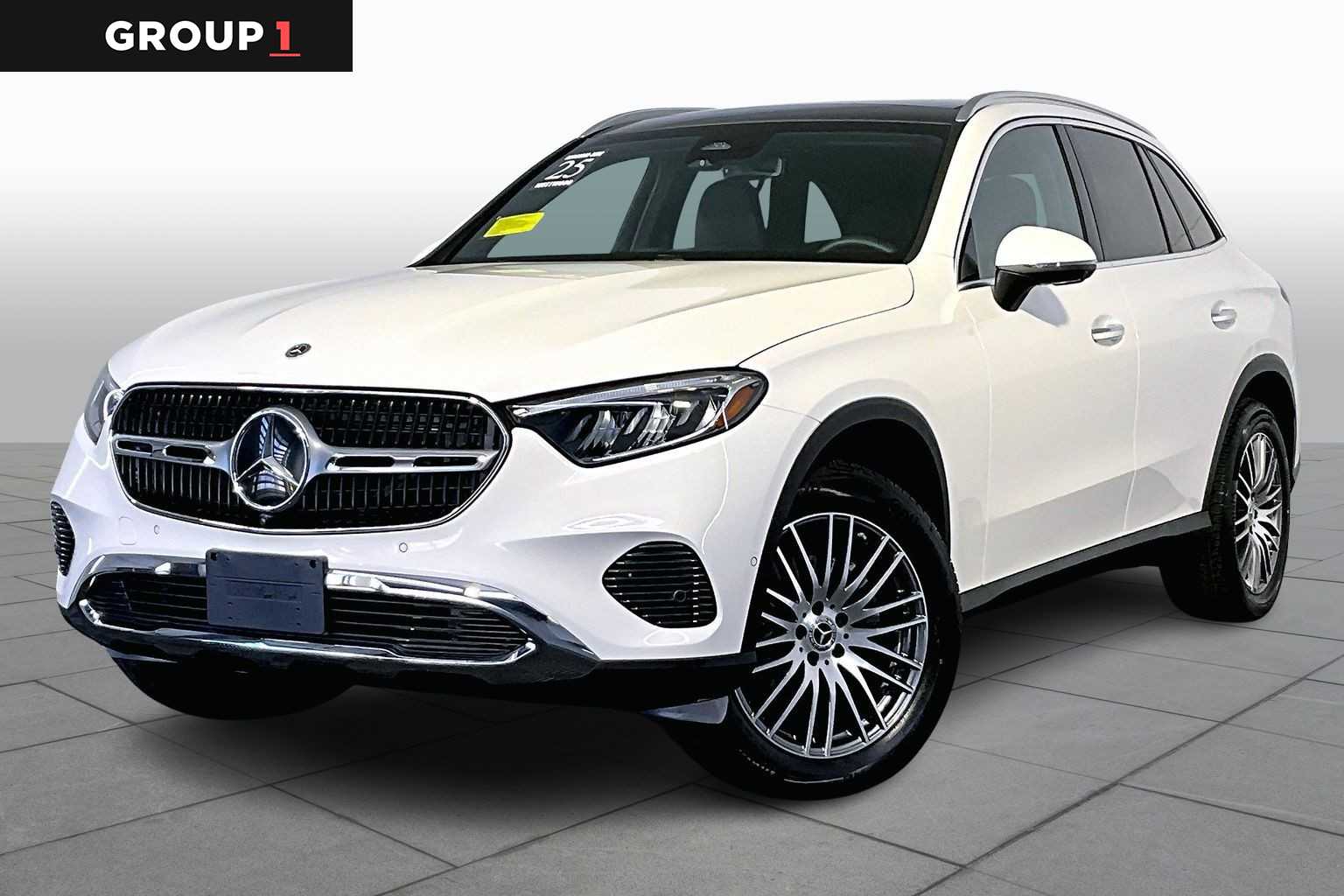 2025 Mercedes-Benz GLC Base's photo