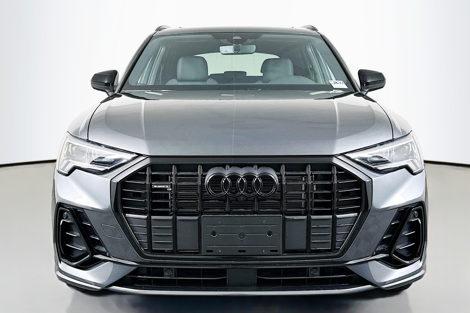 2025 Audi Q3 S line Premium Plus photo 2