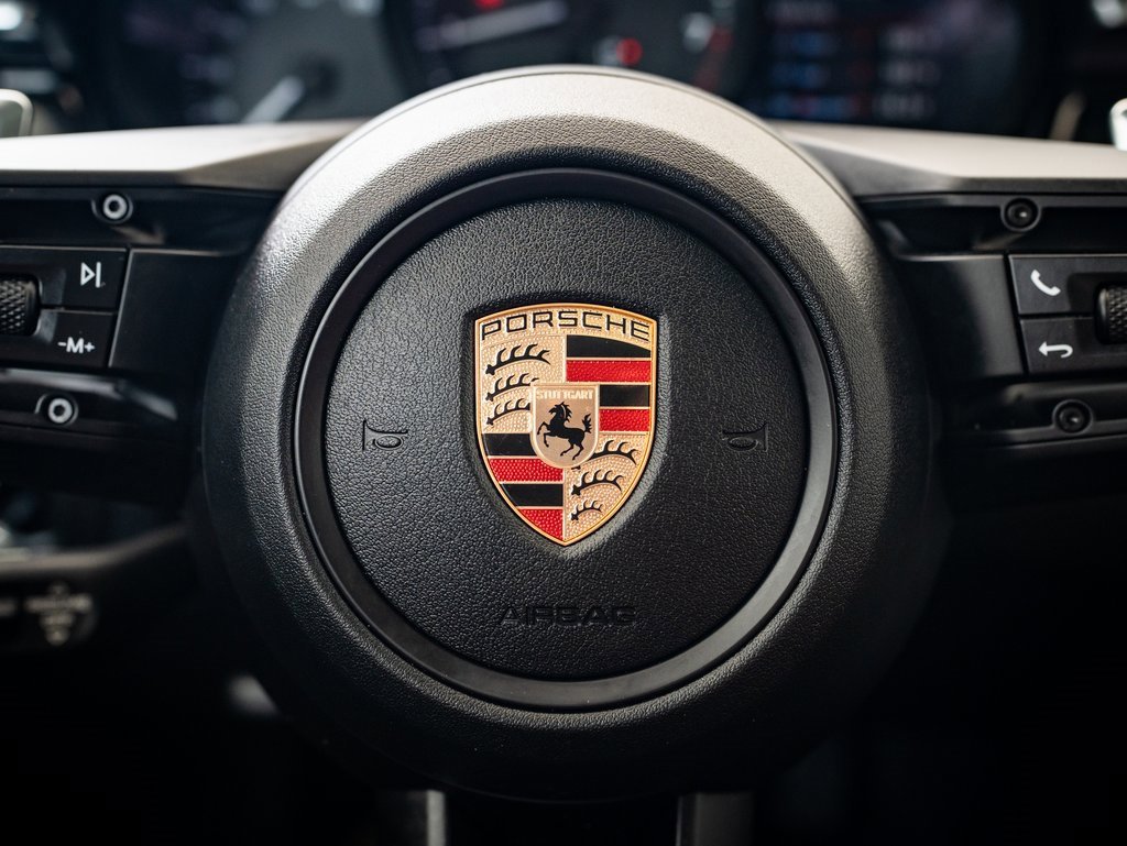 2024 Porsche Macan T photo 26