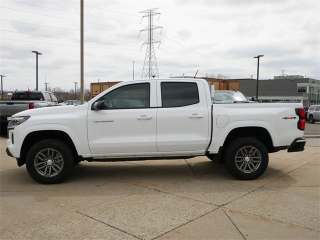2025 Chevrolet Colorado Work Truck LT photo 4
