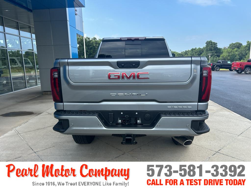 2025 Gmc Sierra 2500 HD Denali photo 4