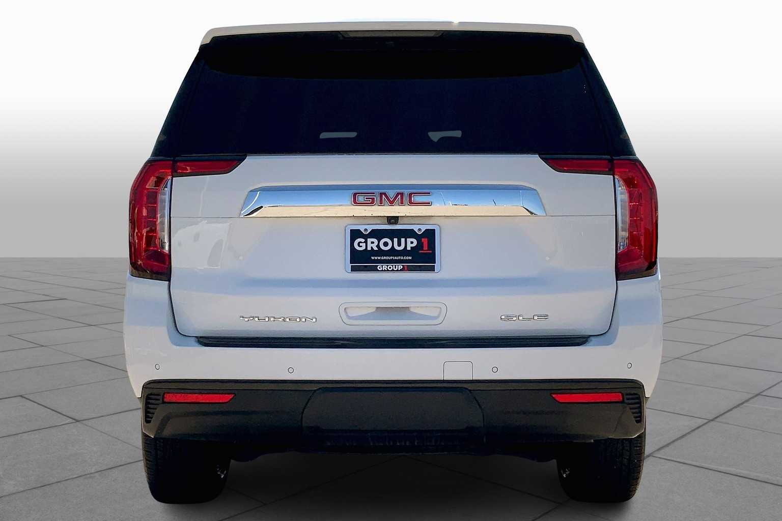2024 Gmc Yukon SLE photo 4